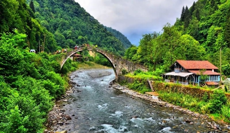  Uçaklı Doğu Karadeniz Batum Tiflis Kars Erzurum Turu (5 Gece Otel Konaklamalı)