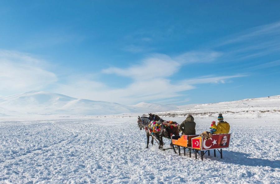 Yılbaşı Özel Uçaklı Butik Kars Erzurum Sarıkamış Turu ( Doğu Ekspresi Tren Yolculuğu)