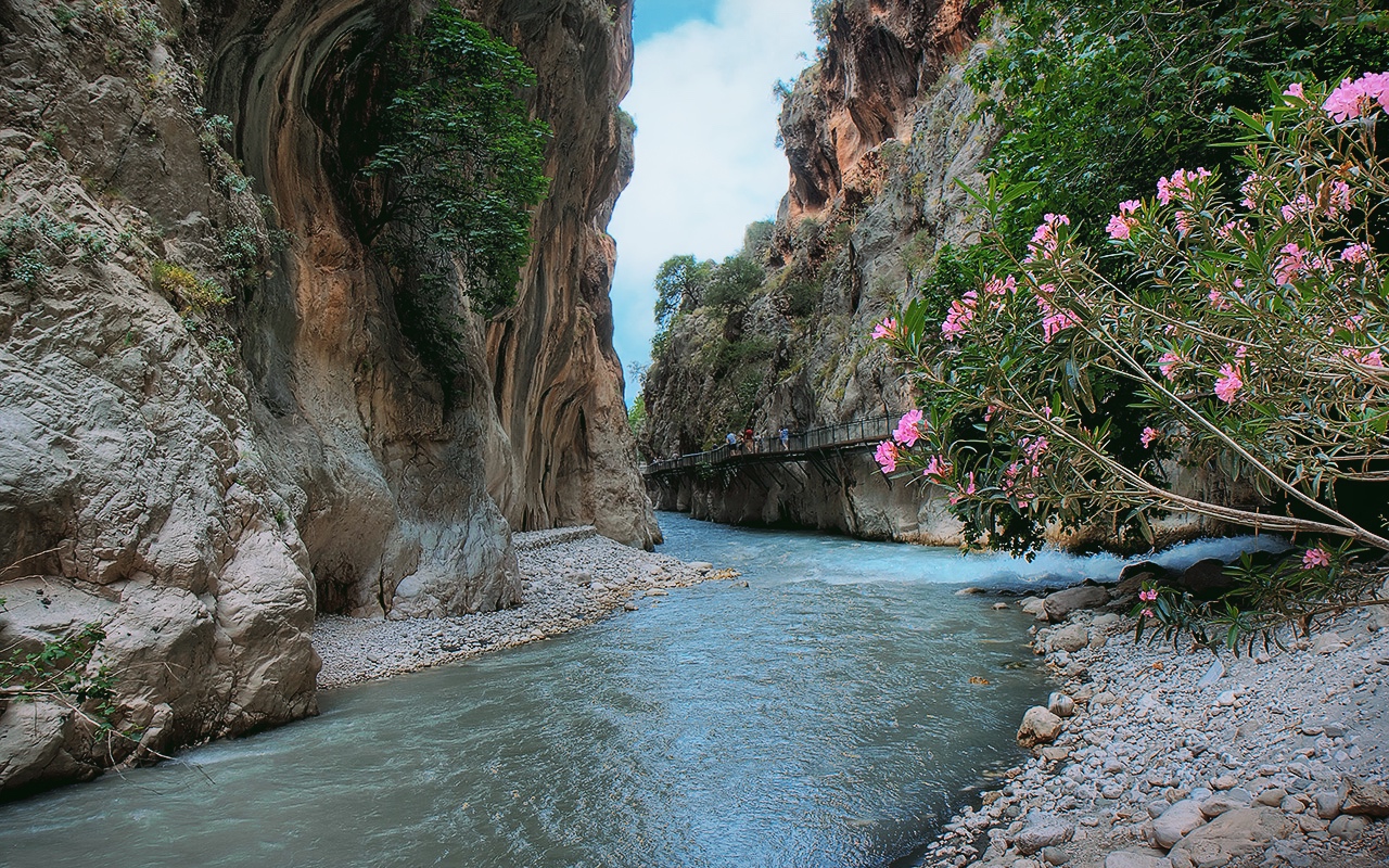  Uçaklı Rüya Gibi Ege Akdeniz Antalya Kaş Fethiye Ölüdeniz Marmaris Bodrum Turu (5 Gece Konaklamalı)