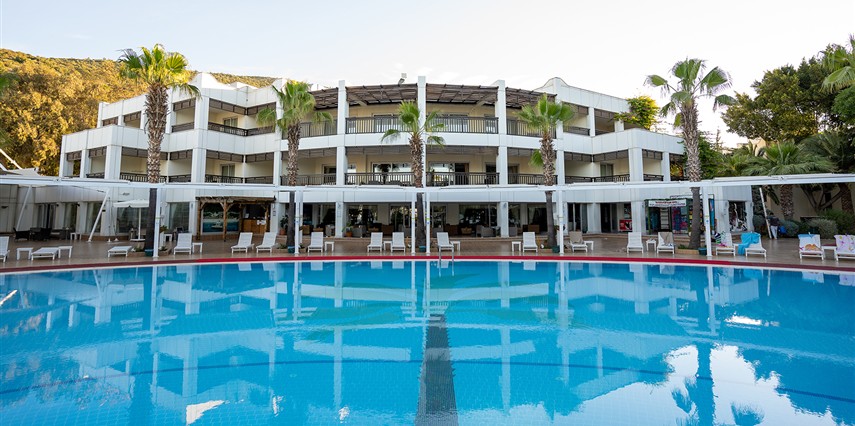 Latanya Park Resort Hotel (4 Gece 5 Gün)