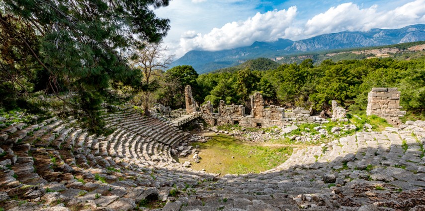  30 Ağustos Özel Antalya Olympos Adrasan Kemer Alanya Side Kekova Turu  4 Gece Otel Konaklaması