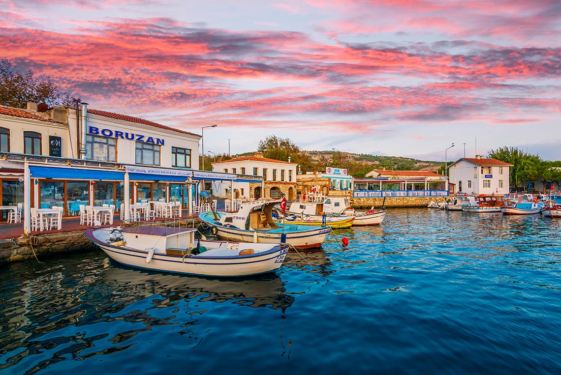 Çanakkale Şehitlik Bozcaada Asos Truva Ayvalık Cunda Turu 2 Gece Otel Konaklamalı