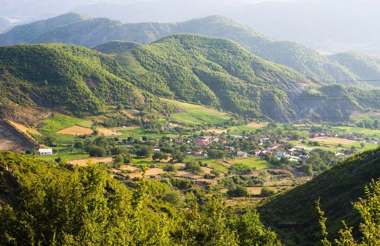 Kosovalı Büyük Balkan Turu THY İle Extra Turlar ve Akşam Yemekleri Dahil 7 Gece