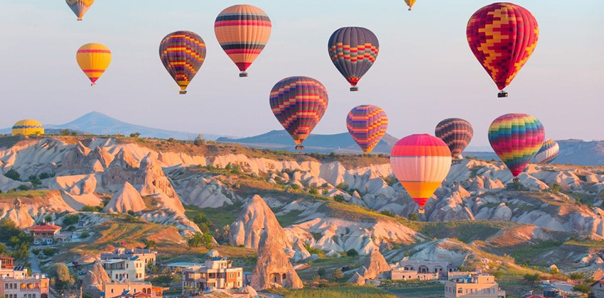 1 Mayıs Özel Kapadokya Ihlara Hacıbektaş Turu / 1 Gece Otel Konaklamalı