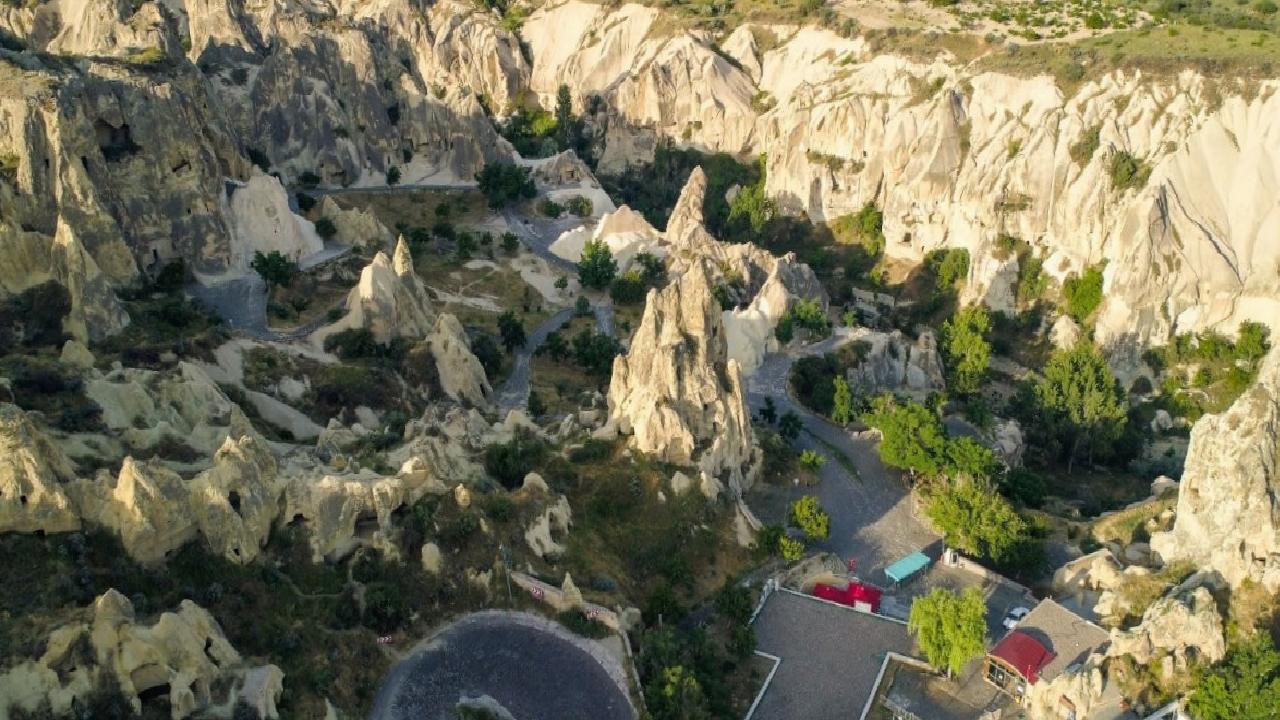 1 Mayıs Özel Kapadokya Ihlara Hacıbektaş Turu / 1 Gece Otel Konaklamalı