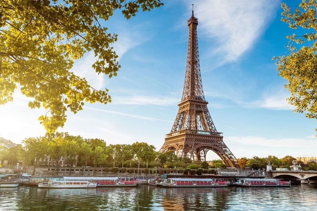 Fırsat Büyük Benelux & Paris & Almanya Turu Ajet Hava Yolları ile 7 Gece / 8 Gün