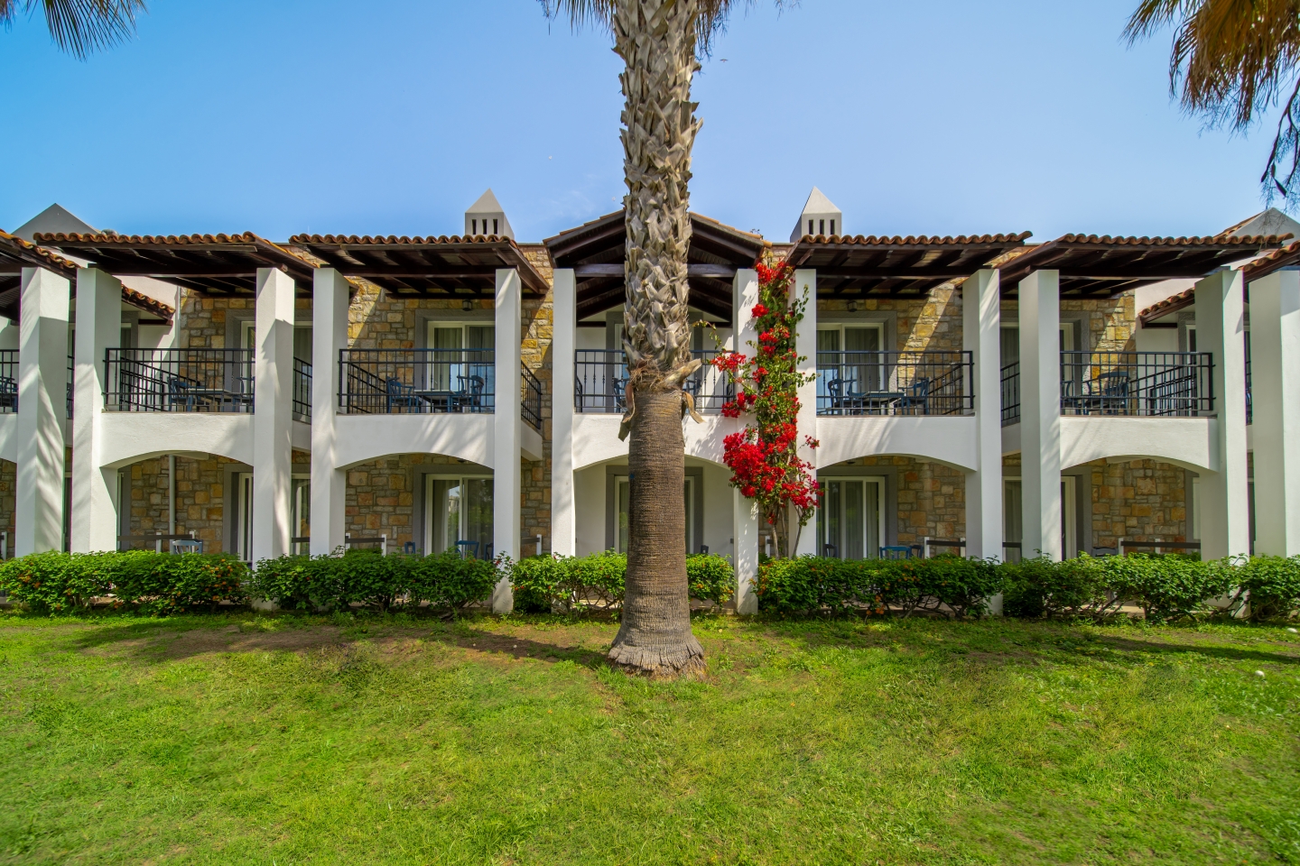 Tiana Beach resort 4 Gece Otel Konaklamalı