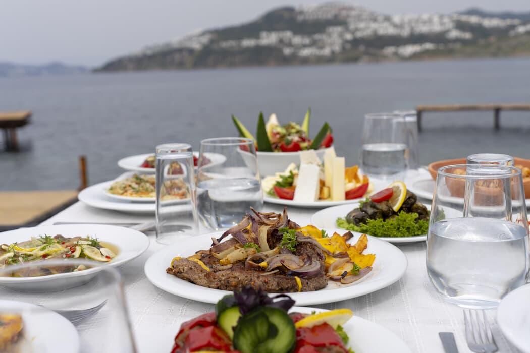 Veluna Beach Resort Otel 3 gece 4 Gün Otel Konaklamalı