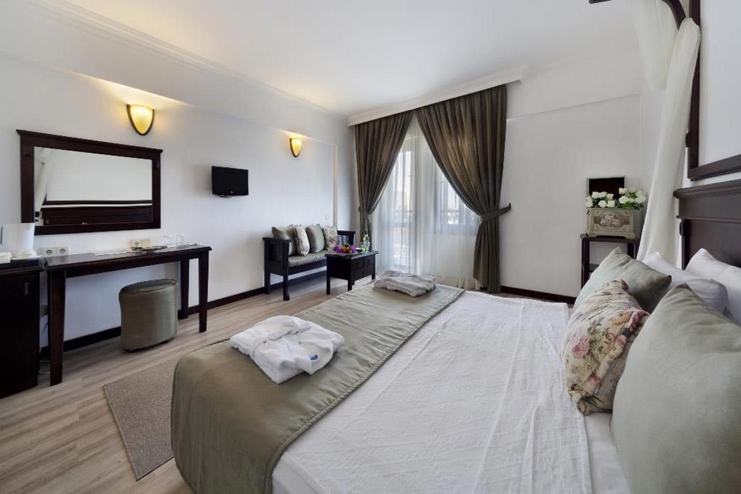 Golden Age Crystal Bodrum 4 Gece Otel Konaklamalı