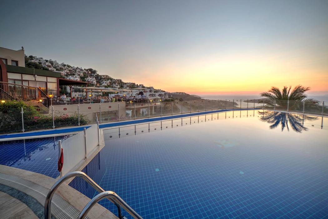 Golden Age Crystal Bodrum 4 Gece Otel Konaklamalı