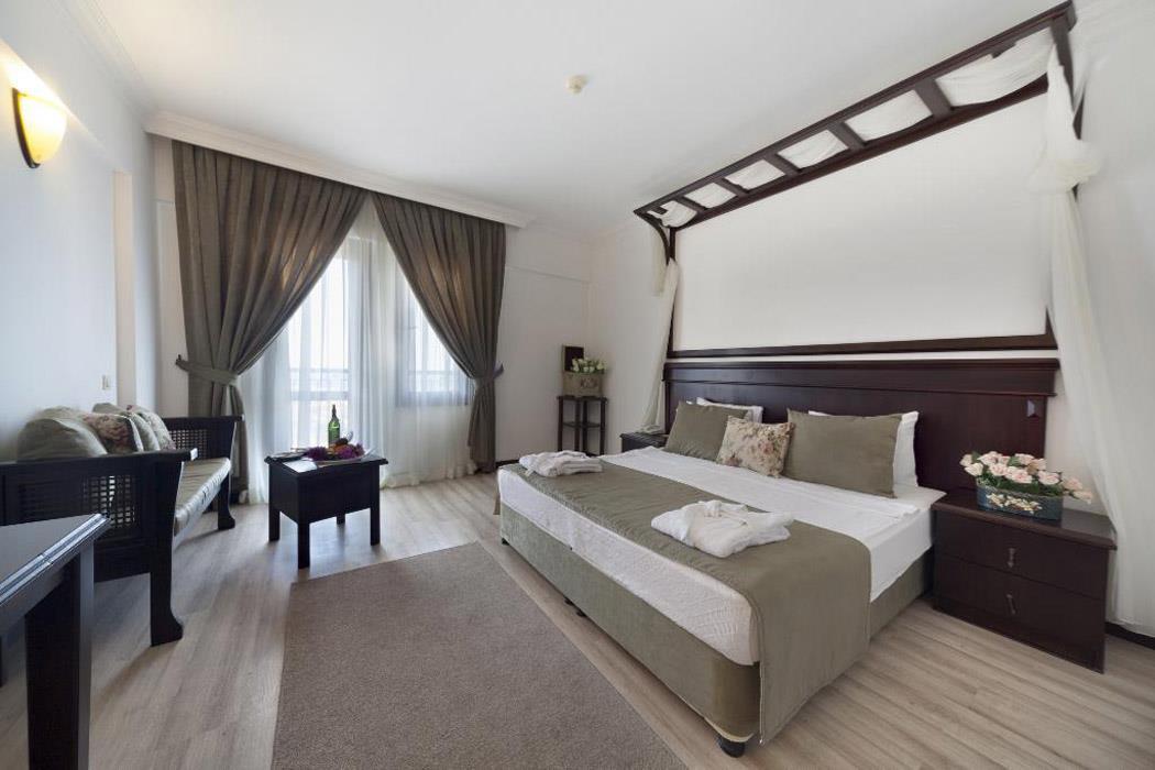 Golden Age Crystal Bodrum 4 Gece Otel Konaklamalı