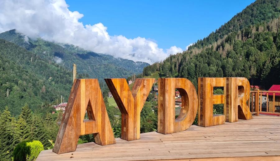 Uçaklı Butik Batum ve Ayder Yaylası Turu (2 Gece Batum Konaklamalı)