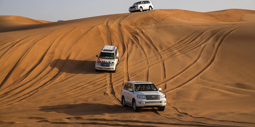 Dubai Turu Ajet Havayolları İle 3 Gece Dubai ve Abu Dhabi İkonları Şehir Turları, Dubai Outlet Village Turu Dahil… 2025 & 2026 Kış (SHJ -SHJ) 