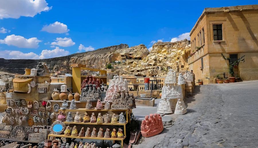 Yılbaşı Özel Gala Dahil Kapadokya Ihlara Vadisi ve Ürgüp Göreme Turu (2 Gece Otel Konaklamalı)