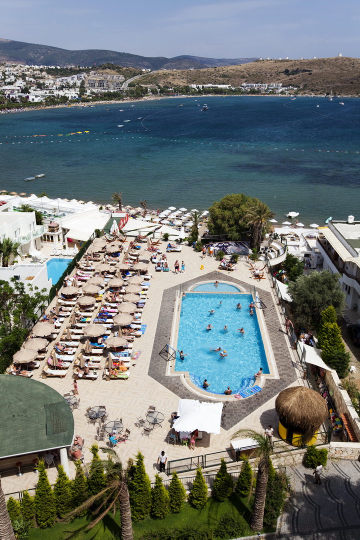 Royal Asarlık Beach Hotel & Spa 3 Gece Otel Konakalamalı