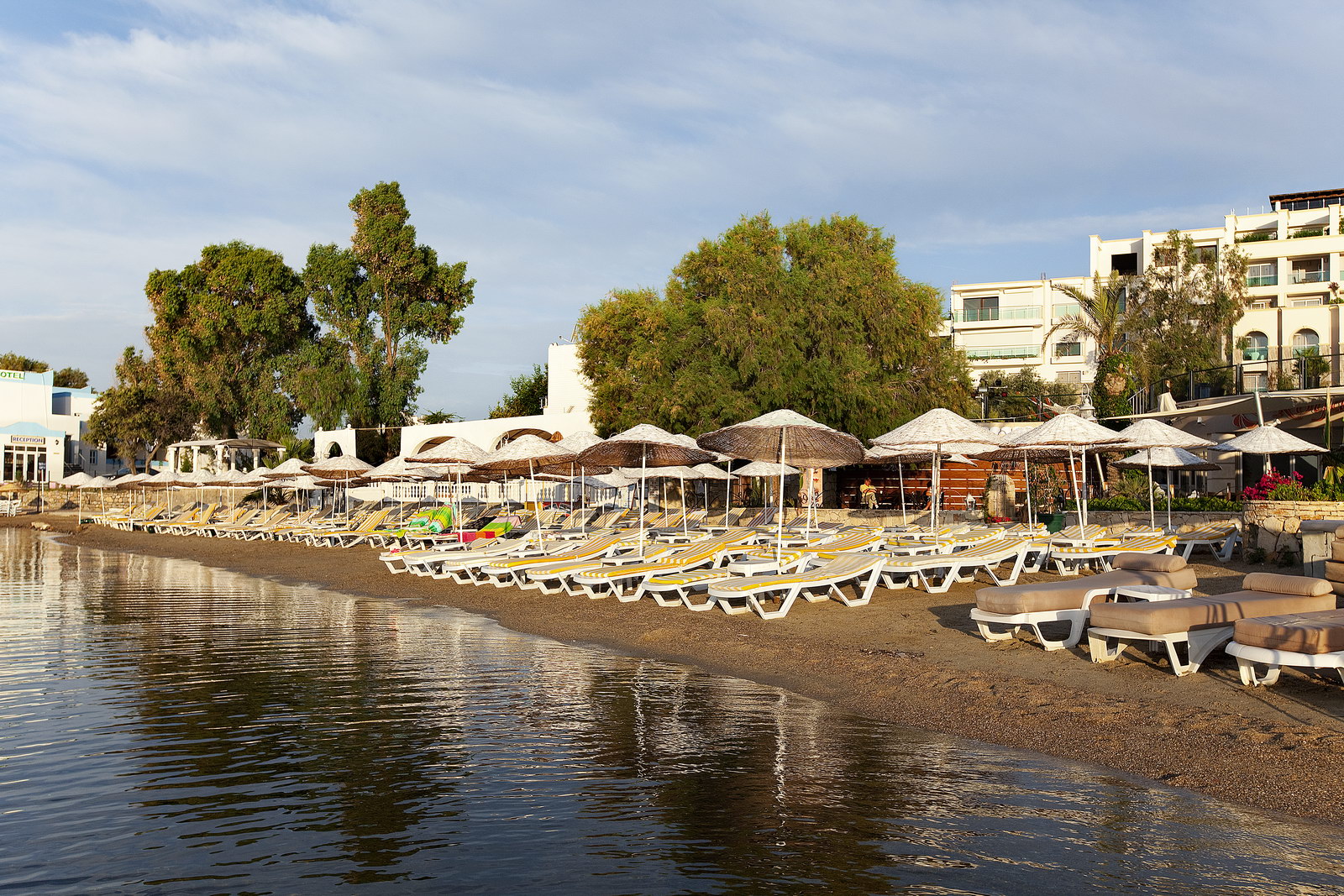 Royal Asarlık Beach Hotel & Spa 3 Gece Otel Konakalamalı
